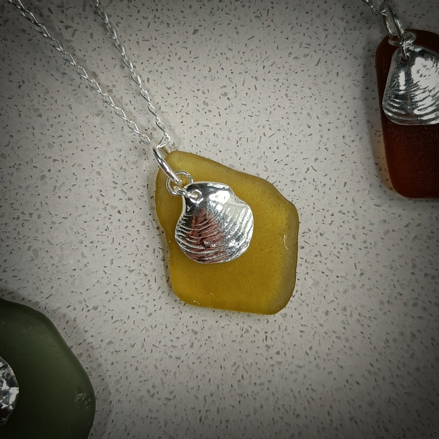 Canary Seaglass & Venus charm necklace (18"/45cm chain)